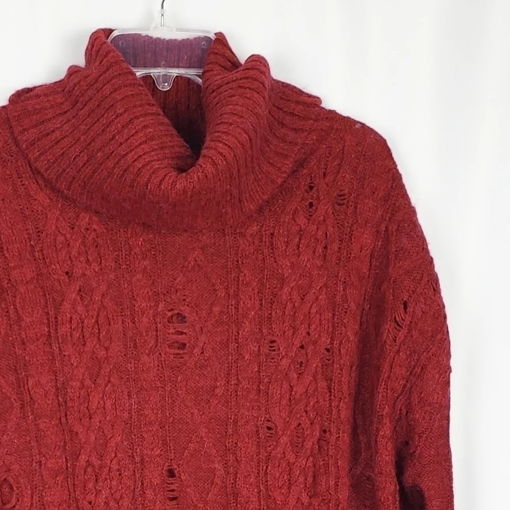 Free People chunky cable